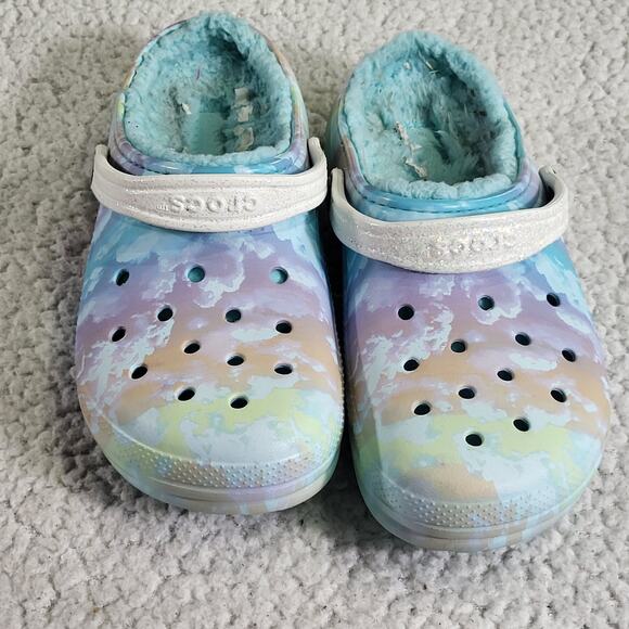 Crocs classic fuzzy Sky blue Kids  size J5 - Picture 1 of 6